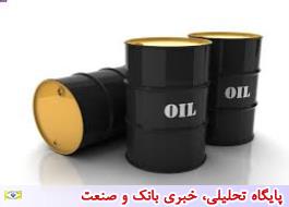 افت قیمت نفت در پی افزایش انباشت در آمریکا