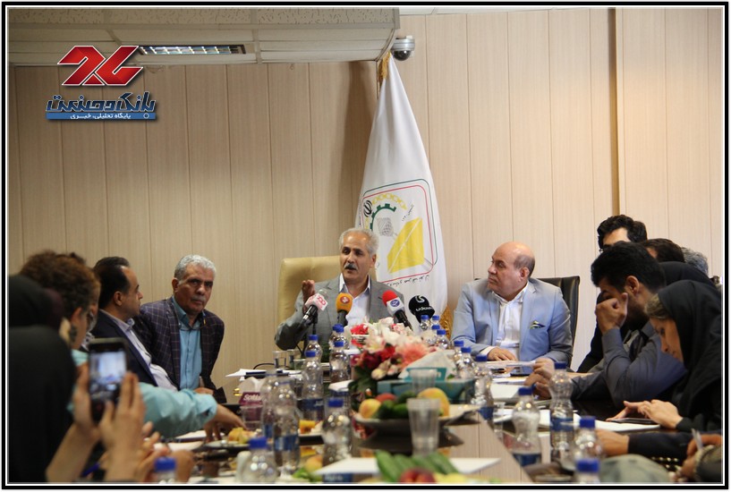 نشست صمیمانه اعضای اتحادیه طلا و جواهر با اصحاب رسانه به مناسبت روز خبرنگار